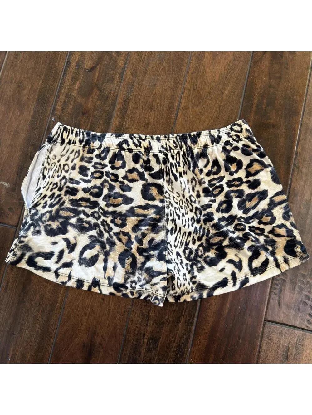 Tulio Leopard print shorts with pockets #animalprint #summer